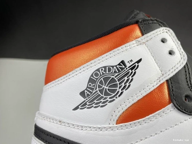 Electro Orange Air 555088-180 1 High Retro Jordan 0624